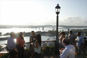1Young_Alumni_Rooftop_Party_Madison_Hotel_20100713.jpg.jpg