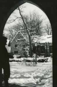 Neely_004_Snow_Scene_1949.jpg.jpg