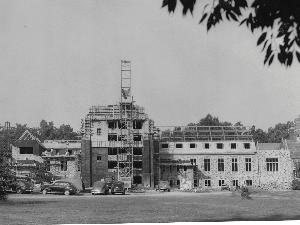 Burrow_library_construction_June_1952.jpg.jpg