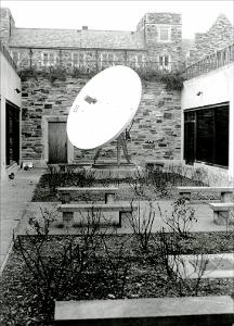 _Frazier_Jelke_001_Satellite_Dish_1969.jpg.jpg