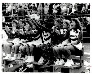 Life_cheerleaders_1986.JPG.jpg